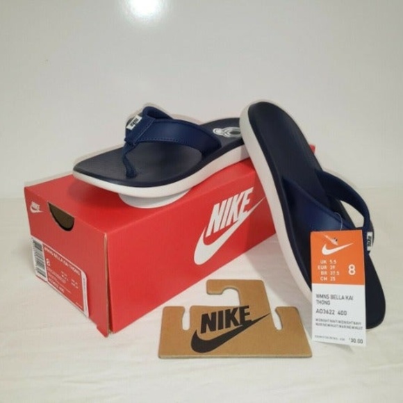 women's nike navy blue flip flops